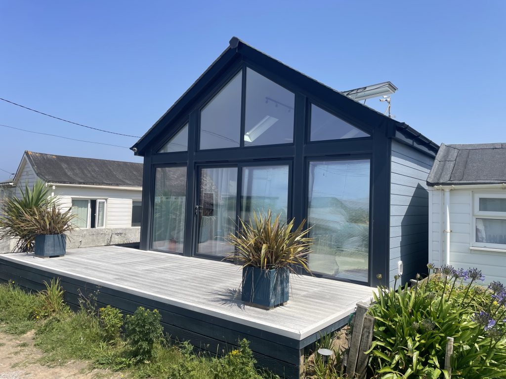 Beggars Roost beach chalet in Gwithian Towans, Hayle, Cornwall